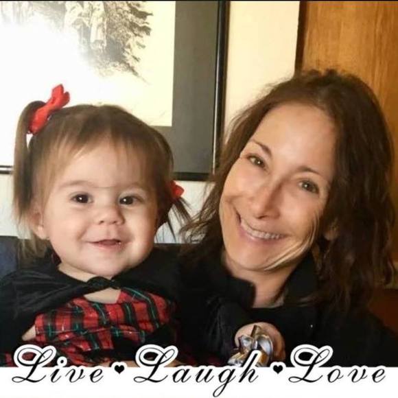 Meet your Posher, Andrea - Picture 1 of 1